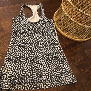 Lululemon Cool Racer Back Sz 6 animal print dot